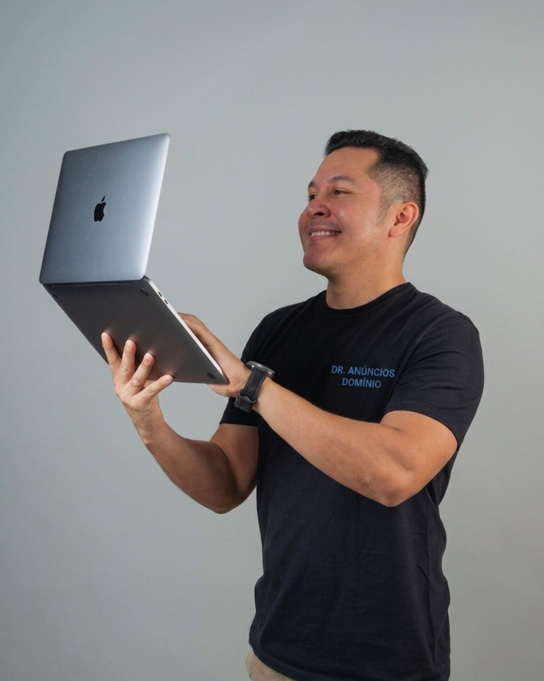 Alberto Ferreira — Especialista em marketing para saúde e estética